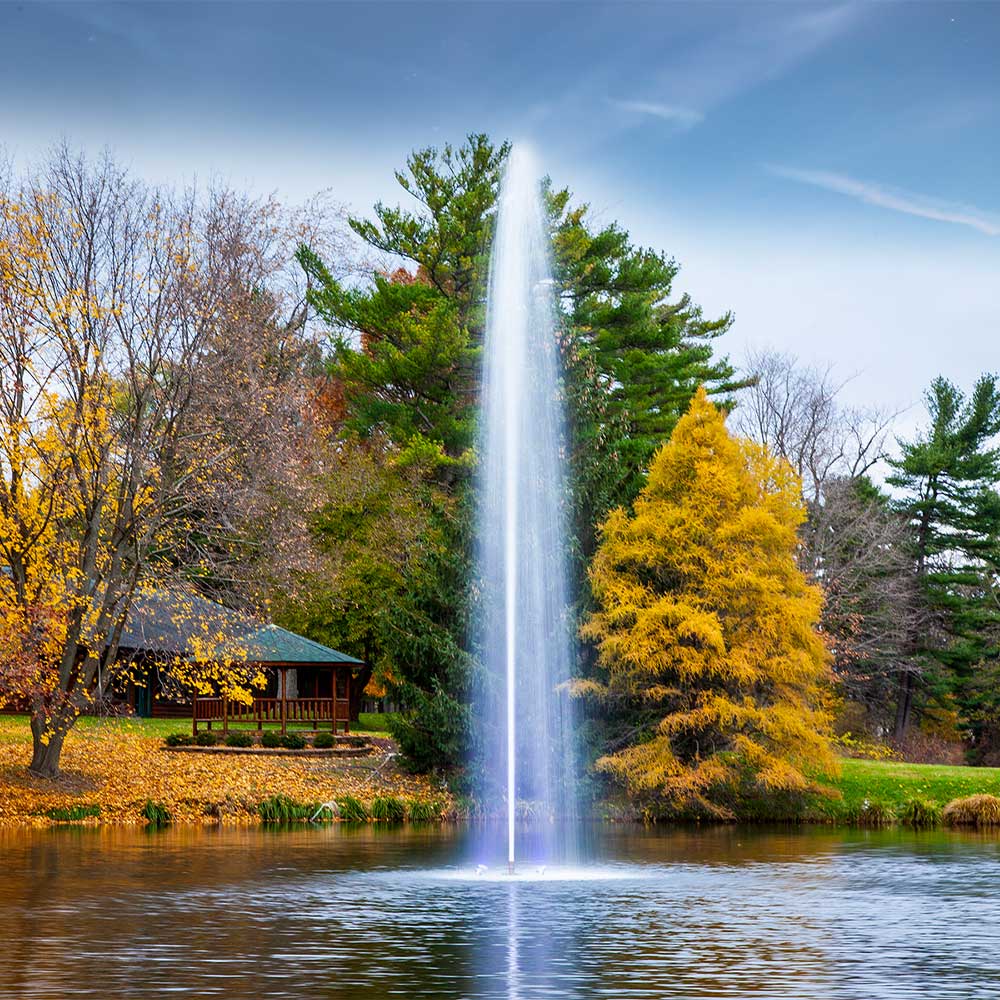 Gusher 3 HP Lake Fountain