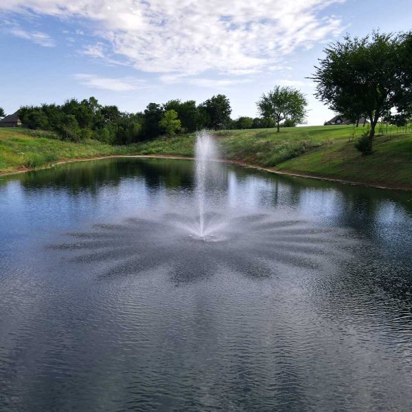 PondSelect Classic Series 1.5 HP Pond Fountain, 5 Spray Patterns